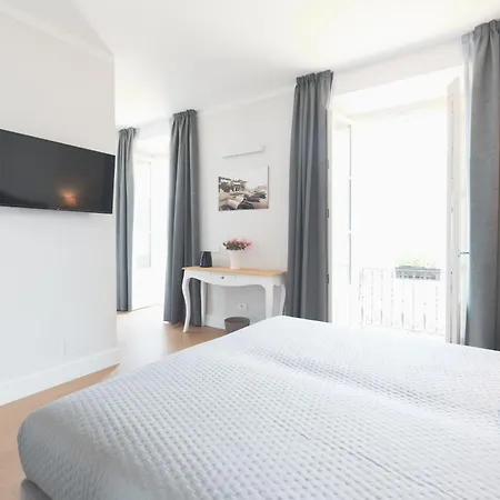 Rivalago Bed & Breakfast *